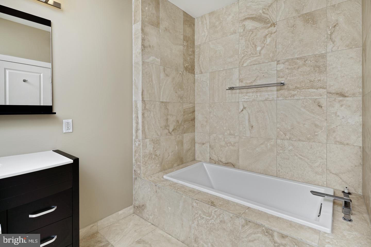 1928 Parrish Street Philadelphia, PA 19130 - Photo 26 of 32
