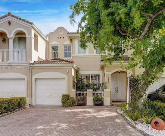 $3,700 | 3123 Northwest 101st Place, Unit 3123, Doral, FL 33172