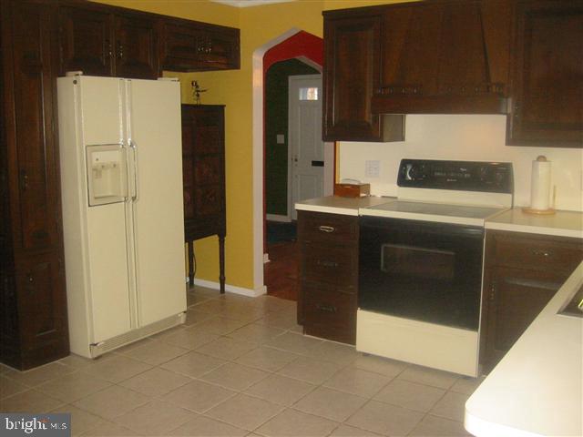 1703 Kent Road Camp Hill, PA 17011 - Photo 4 of 10 Gallery Image 4