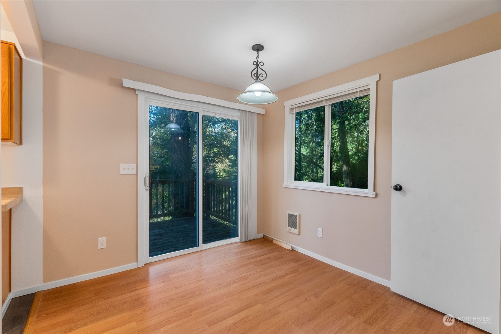 2601 Schirm Loop Road Northwest Olympia, WA 98502 - Photo 9 of 31 Gallery Image 9