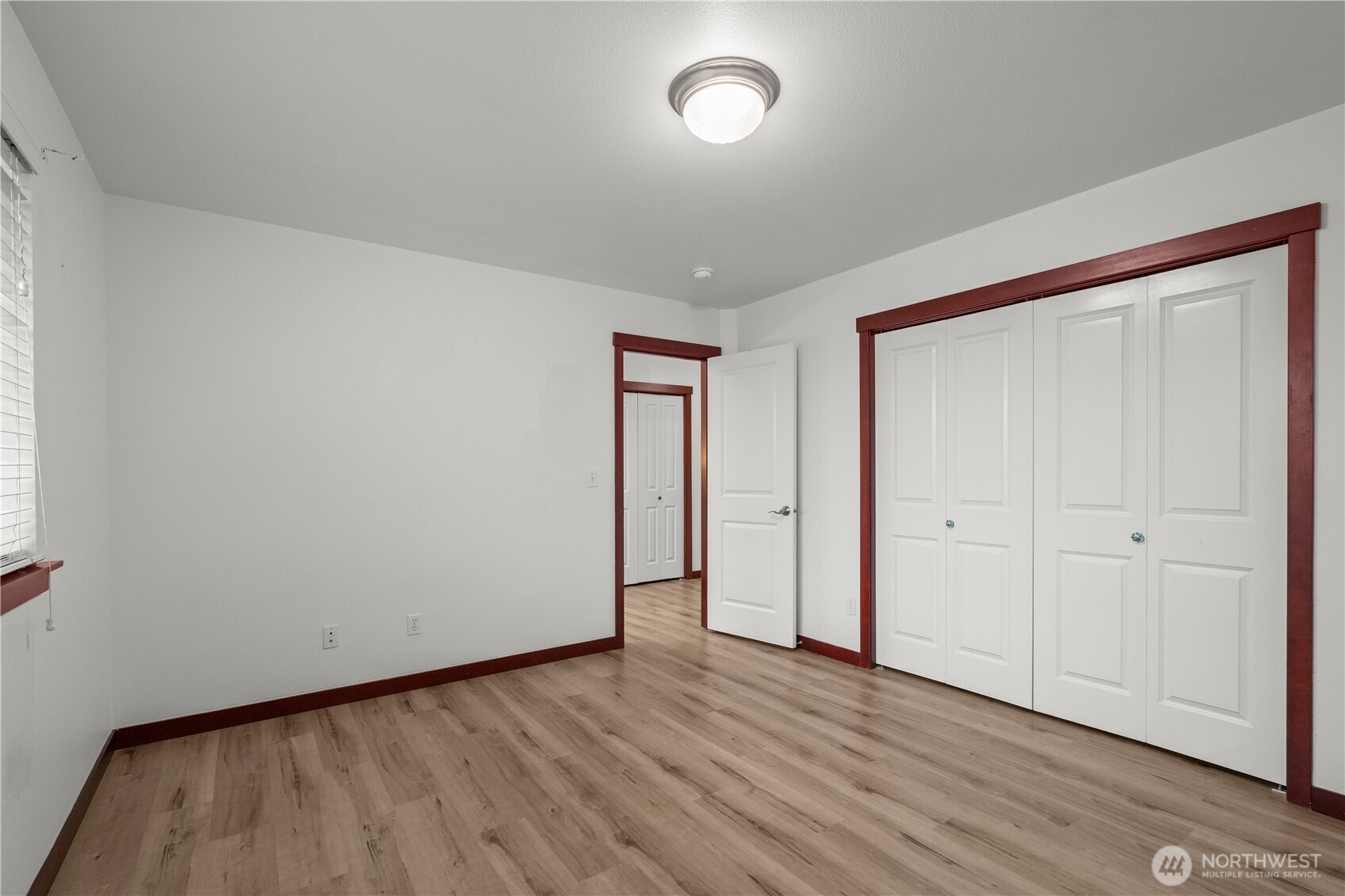 18410 42nd Avenue Southeast Bothell, WA 98012 - Photo 18 of 21