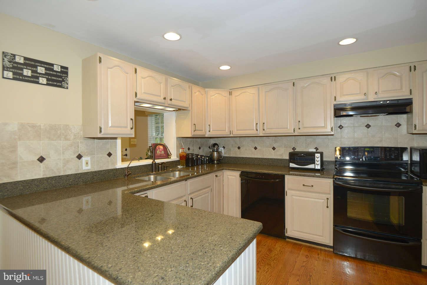 13360 Triadelphia Road Ellicott City, MD 21042 - Photo 7 of 30 Kitchen