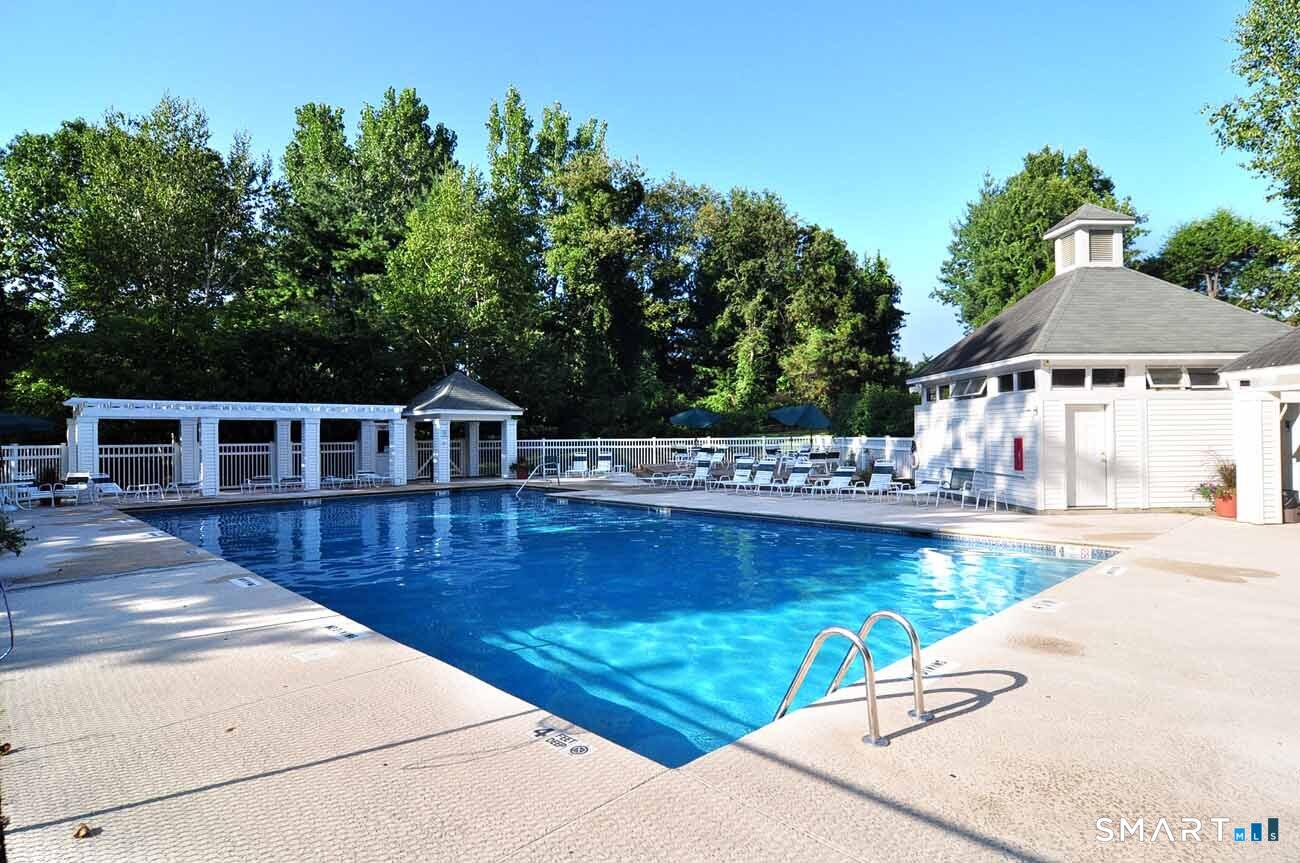11 Rhodora Terrace, Unit 11 Windsor, CT 06095 - Photo 28 of 33 Gallery Image 28