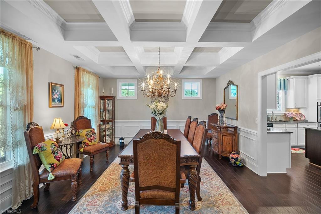 6908 River Gate Court Oak Ridge, NC 27310 - Photo 7 of 32 Gallery Image 7