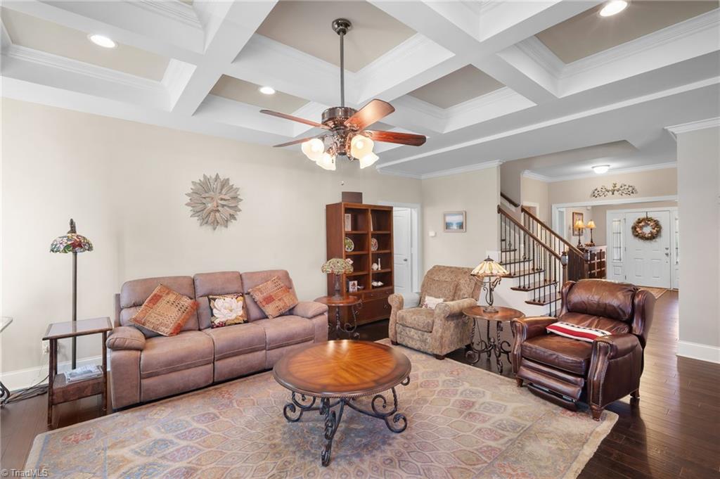 6908 River Gate Court Oak Ridge, NC 27310 - Photo 10 of 32 Gallery Image 10