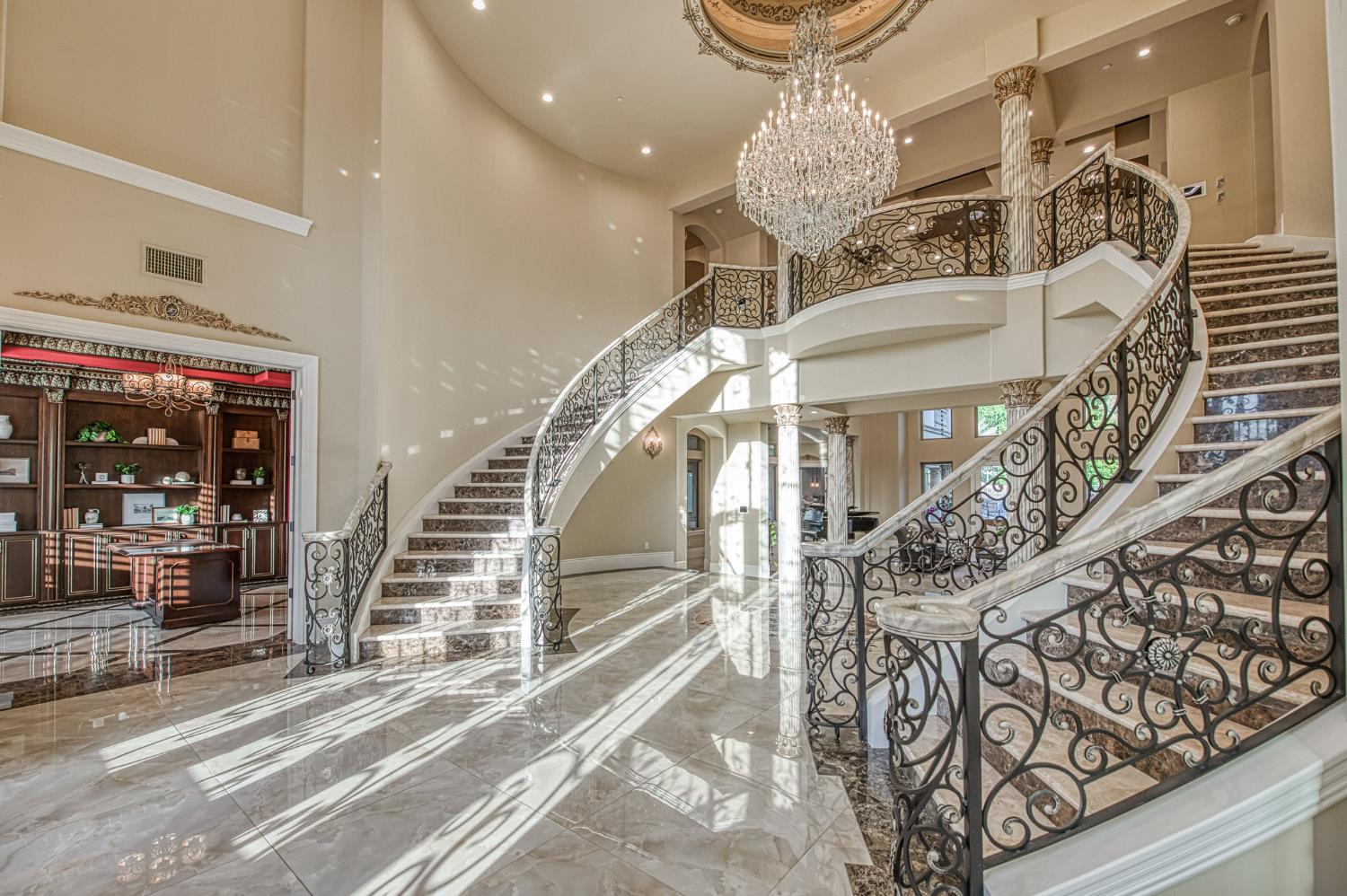 6060 North Van Ness Boulevard Fresno, CA 93711 - Photo 8 of 26 a view of entryway and hall with a front door
