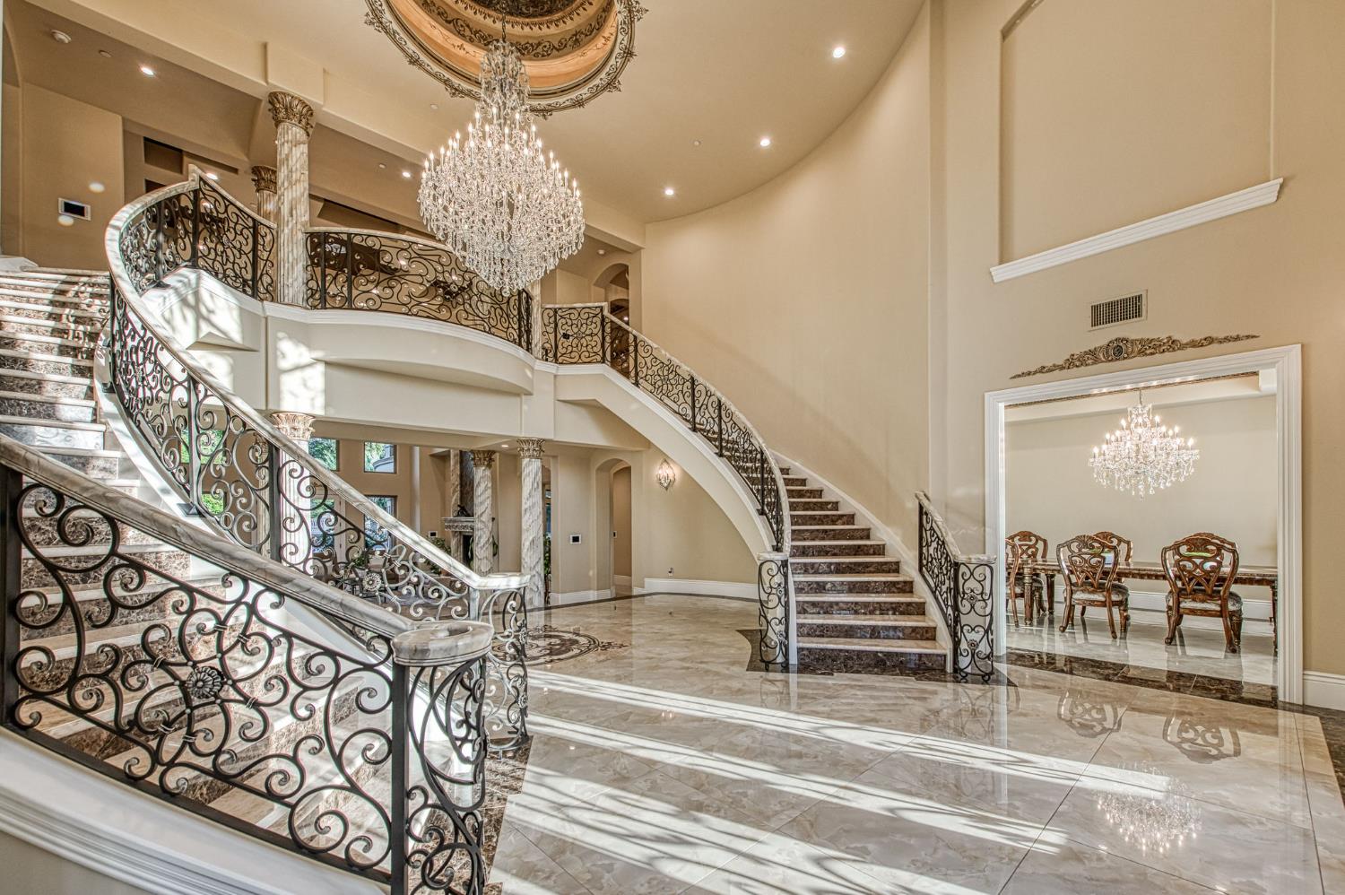 6060 North Van Ness Boulevard Fresno, CA 93711 - Photo 9 of 26 a view of entryway and hall