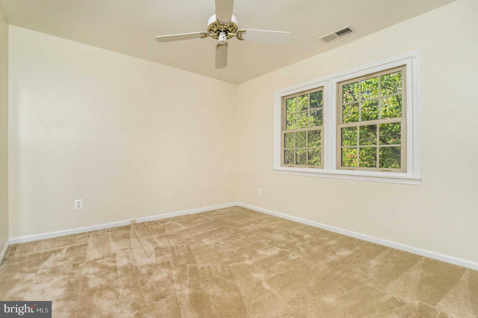 8517 Lakinhurst Lane Springfield, VA 22152 - Photo 17 of 26 Bedroom