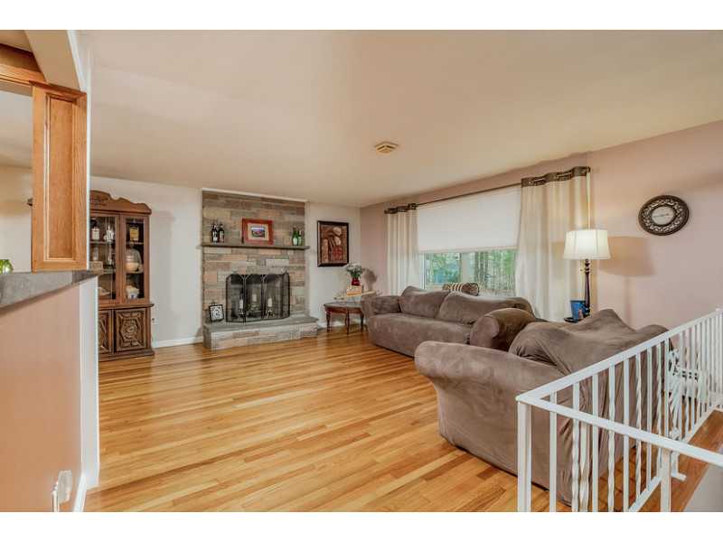 18 Meadowbrook Road Richmond, RI 02898 - Photo 16 of 25 Living Room.