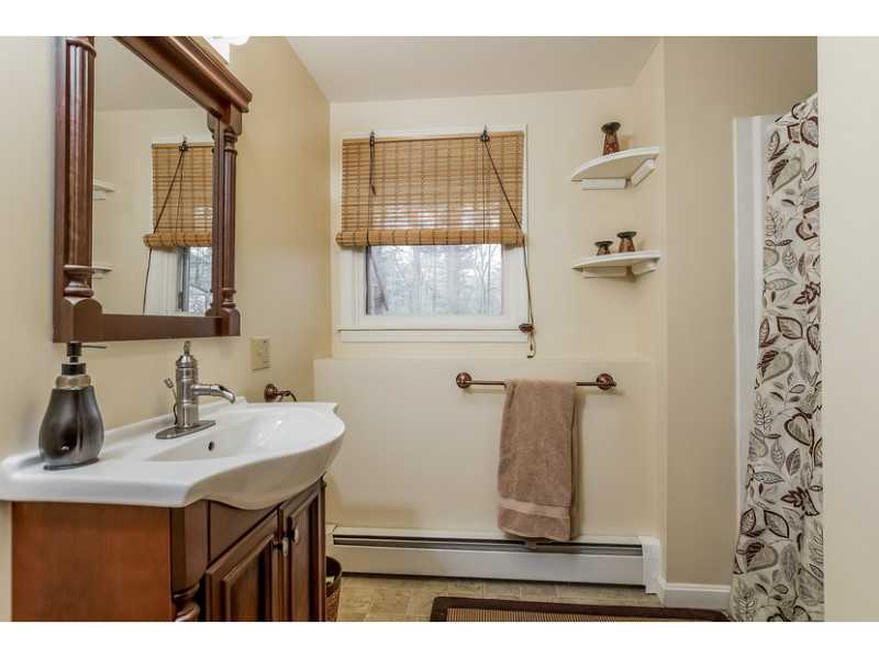18 Meadowbrook Road Richmond, RI 02898 - Photo 23 of 25 Bathroom.