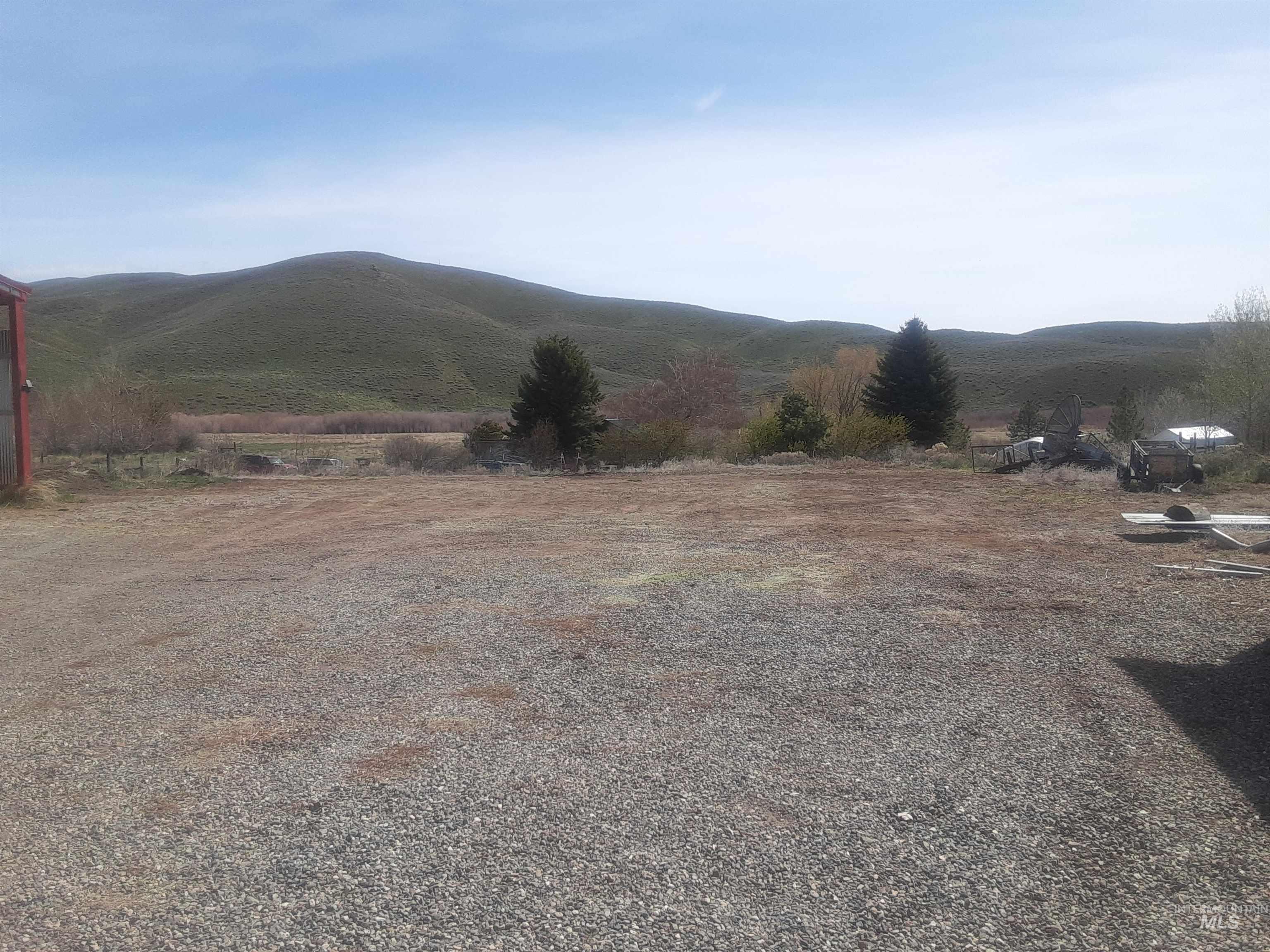 102 Willow Creek Road Fairfield, ID 83327 - Photo 12 of 40