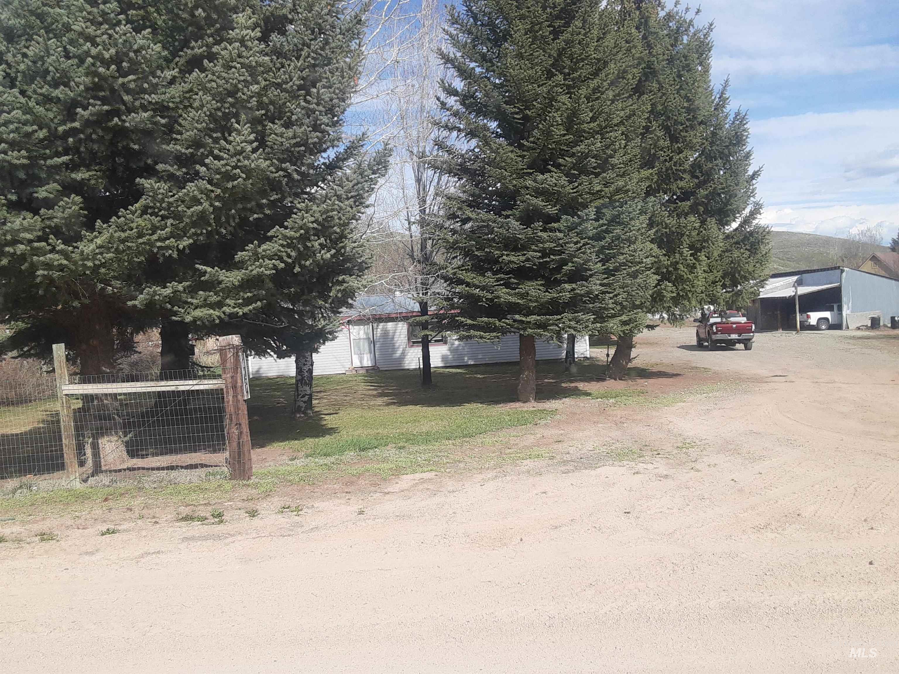 102 Willow Creek Road Fairfield, ID 83327 - Photo 13 of 40