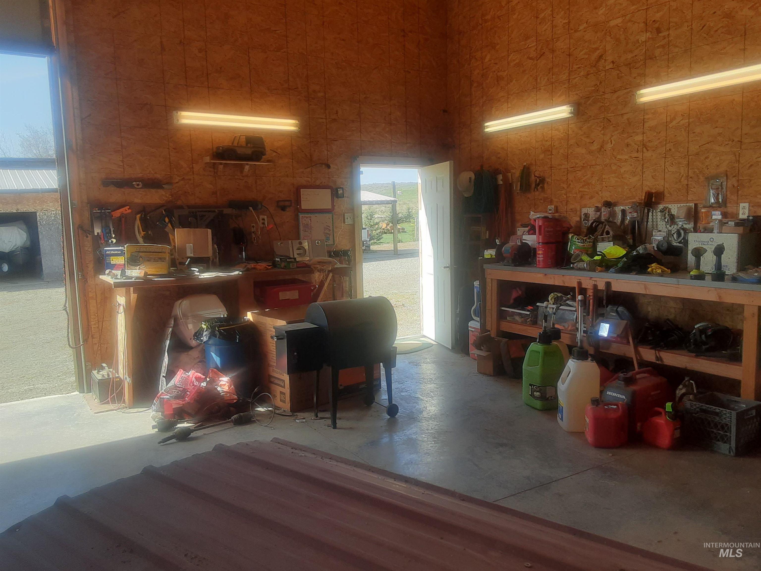 102 Willow Creek Road Fairfield, ID 83327 - Photo 6 of 40