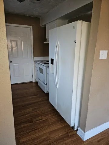 $1,690 | 15829 Ridgeroe Lane, Houston, TX 77053