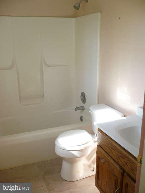 224 Mountainside Road Harpers Ferry, WV 25425 - Photo 15 of 19 Bath (Master)