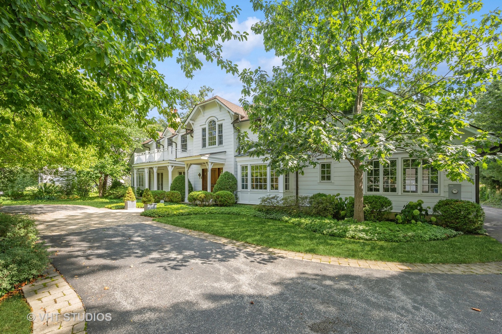 920 Private Road Winnetka, IL 60093 - Photo 1 of 26 Gallery Image 1