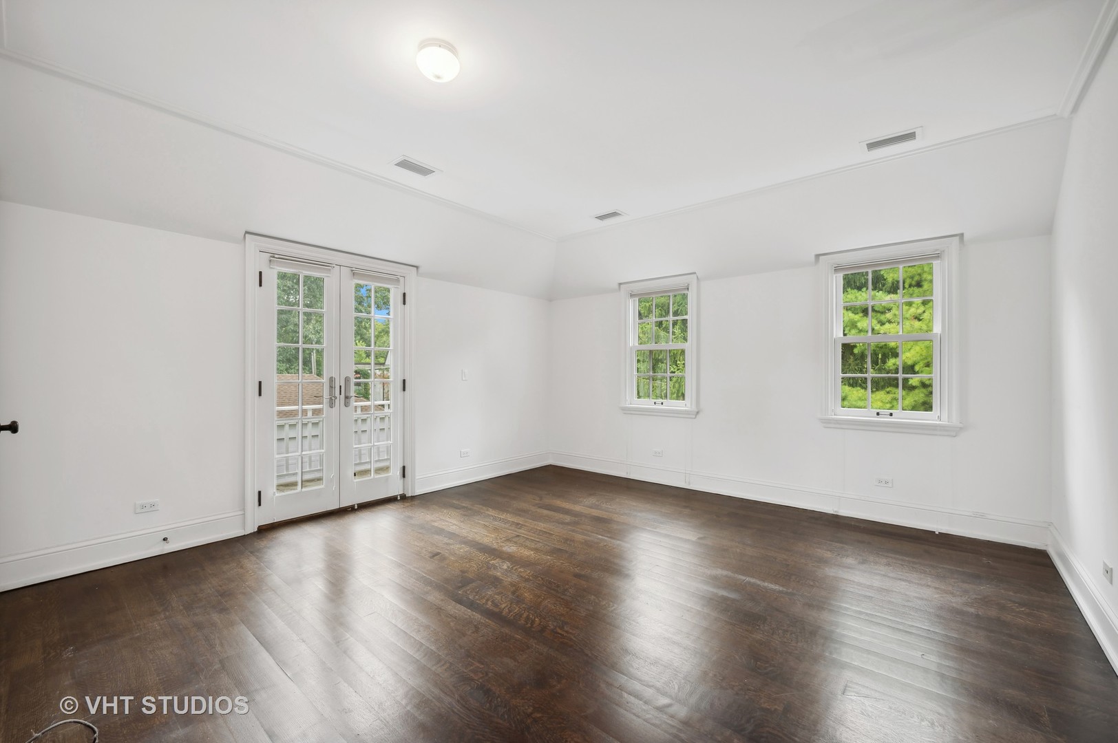 920 Private Road Winnetka, IL 60093 - Photo 16 of 26 Gallery Image 16