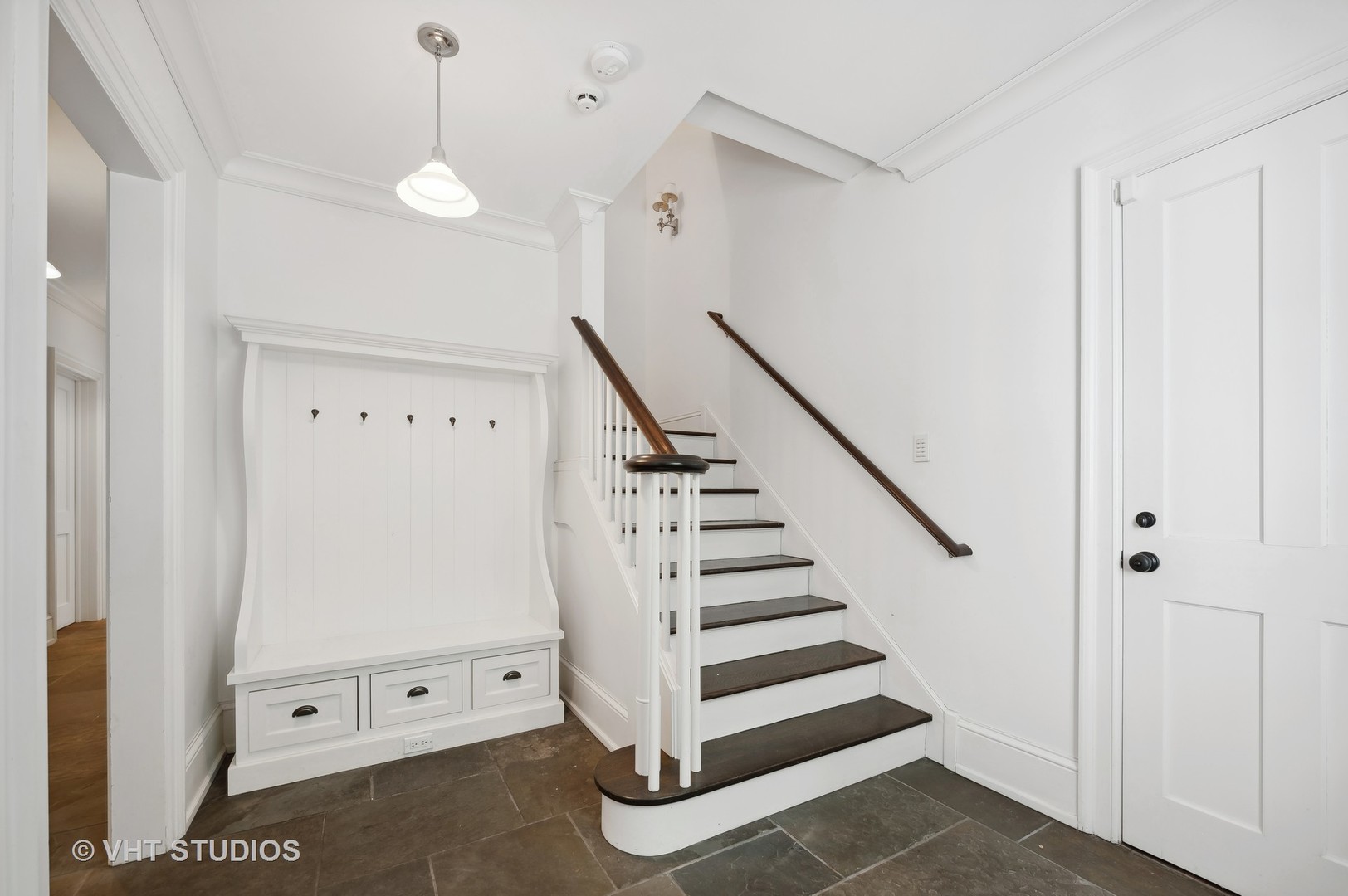 920 Private Road Winnetka, IL 60093 - Photo 10 of 26 Gallery Image 10