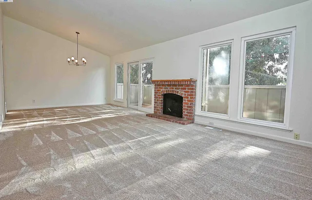 $549,999 | 405 Thistle Circle, Martinez, CA 94553