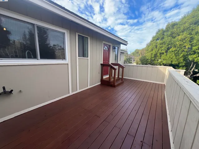 $549,999 | 405 Thistle Circle, Martinez, CA 94553