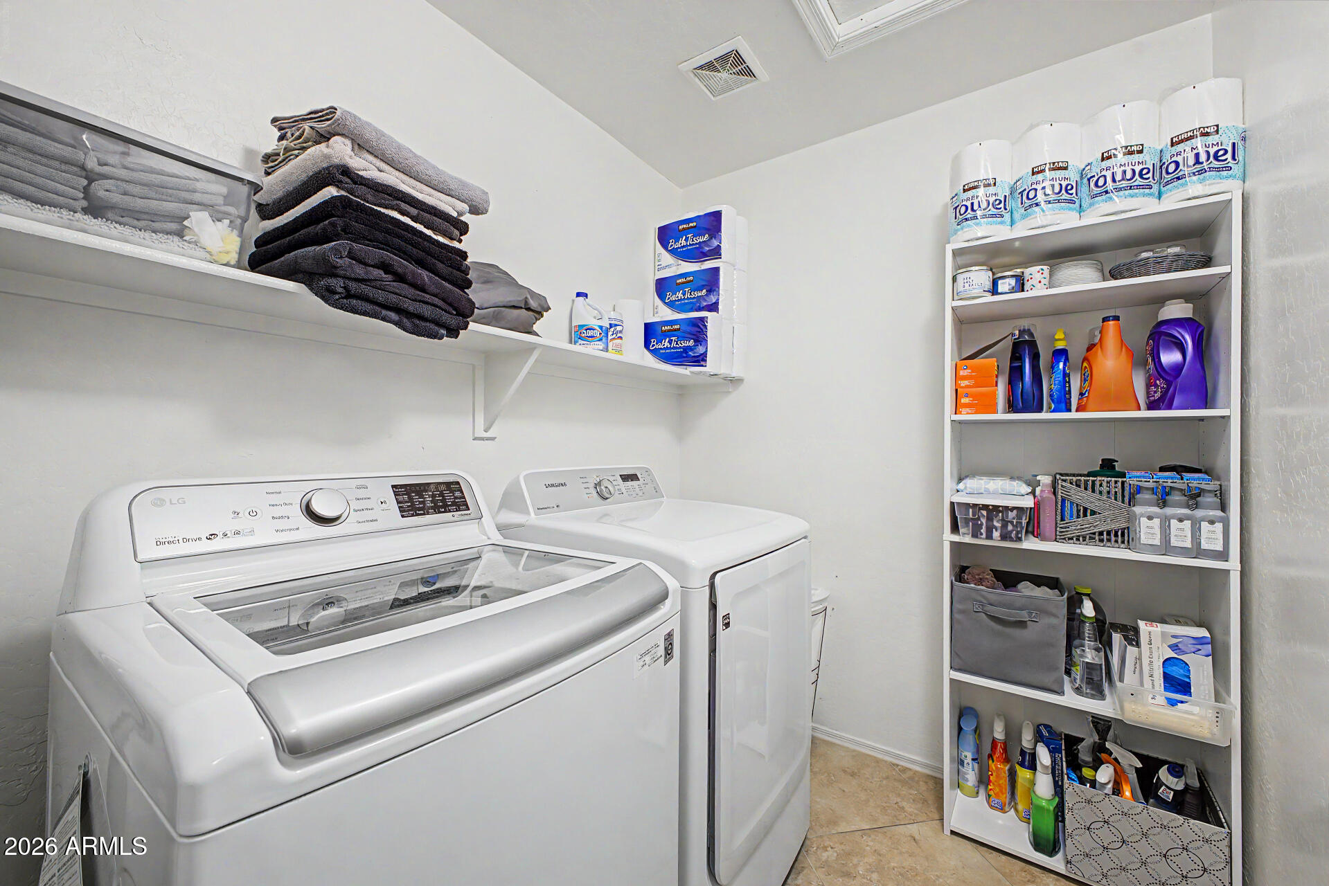 2340 West Apollo Road Phoenix, AZ 85041 - Photo 20 of 26 a utility room with dryer and washer