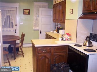 111 Deptford Road Glassboro, NJ 08028 - Photo 6 of 12 Kitchen
