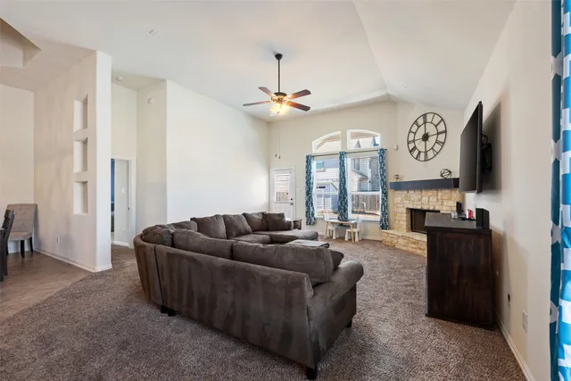 $459,999 | 605 Palmilla Street, Leander, TX 78641