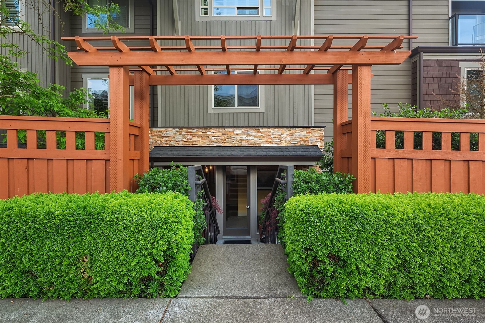 316 Walnut Street, Unit 103 Edmonds, WA 98020 - Photo 24 of 27
