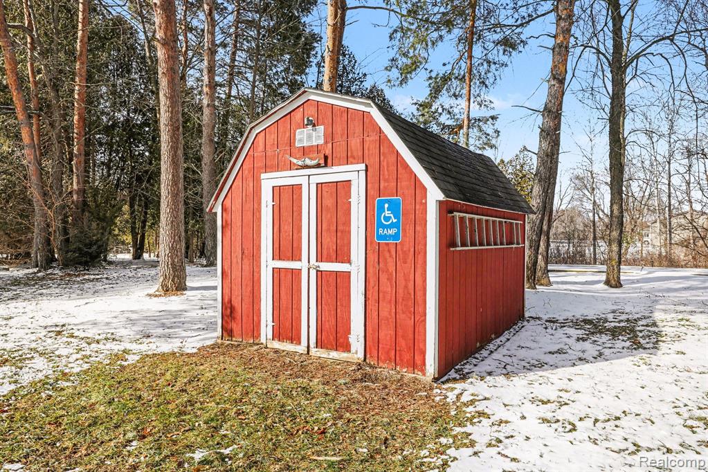 3639 Howland Road Almont, MI 48003 - Photo 32 of 41 Gallery Image 32