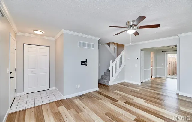 $1,850 | 2402 Savoy Drive, Unit 2402, Lake St. Louis, MO 63367