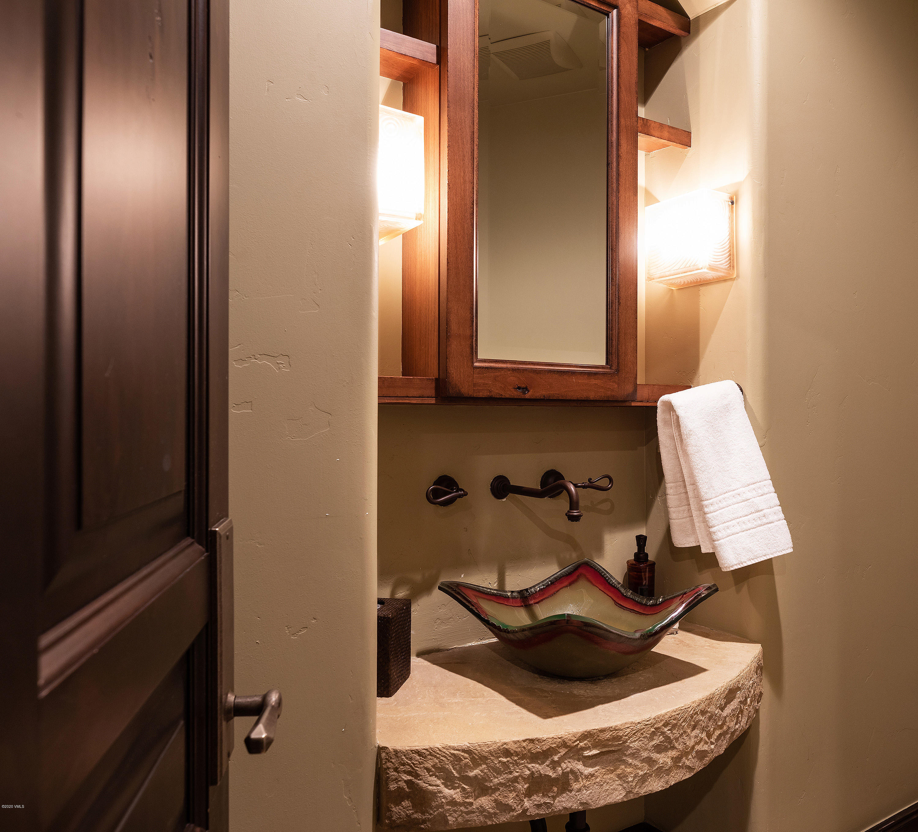 2115 Cresta Road Edwards, CO 81632 - Photo 15 of 32 2115_cresta_rd_vignette_powder