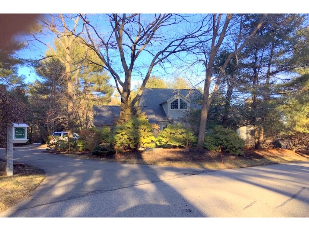 21 Little Harbor Road New Castle, NH 03854 - Photo 1 of 25 Gallery Image 1