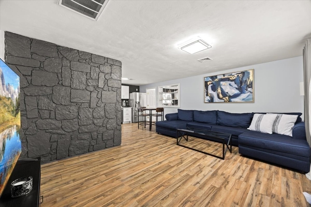 109 Lester Road Brockton, MA 02302 - Photo 10 of 29