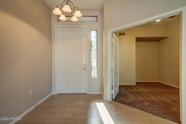 $2,700 | 1805 South Morrison Lane, Gilbert, AZ 85295