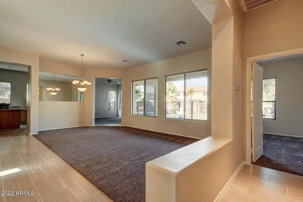 $2,700 | 1805 South Morrison Lane, Gilbert, AZ 85295