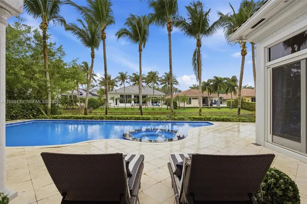 $2,950,000 | 611 Sweet Bay Avenue, Plantation, FL 33324