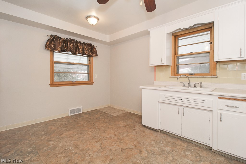 4012 Verona Road Cleveland, OH 44121 - Photo 11 of 35