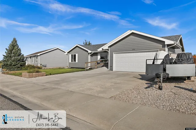 $399,000 | 1096 7th Street, Evansville, WY 82636