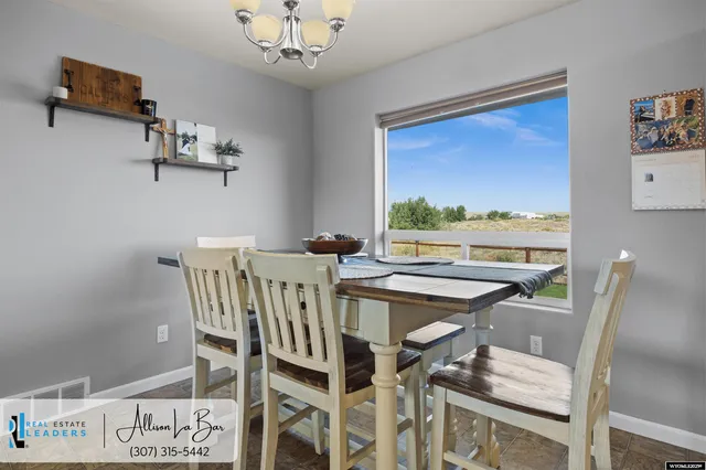 $399,000 | 1096 7th Street, Evansville, WY 82636