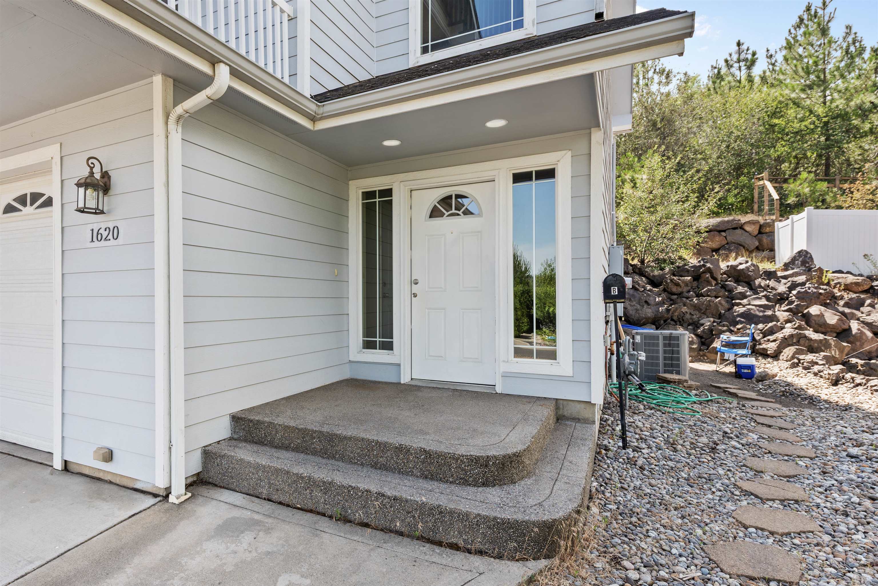 1620 South Cochran Street Spokane, WA 99224 - Photo 4 of 29