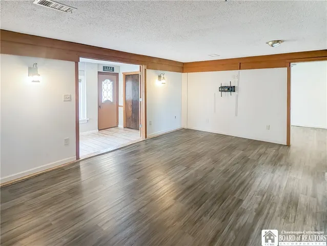 $500,000 | 6040 Mill Street, Chautauqua, NY 14757