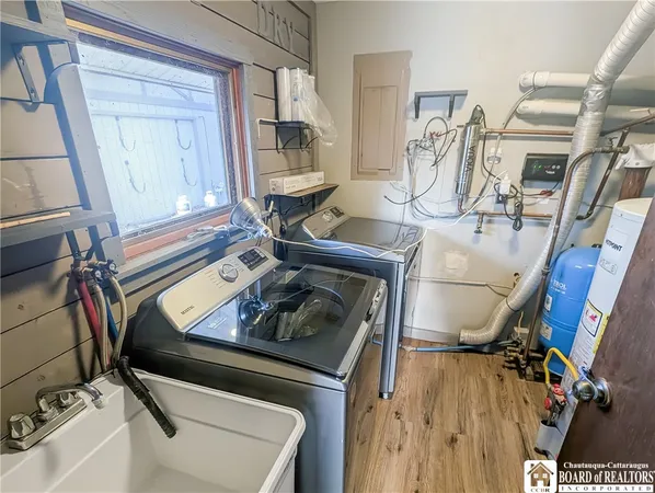 $500,000 | 6040 Mill Street, Chautauqua, NY 14757