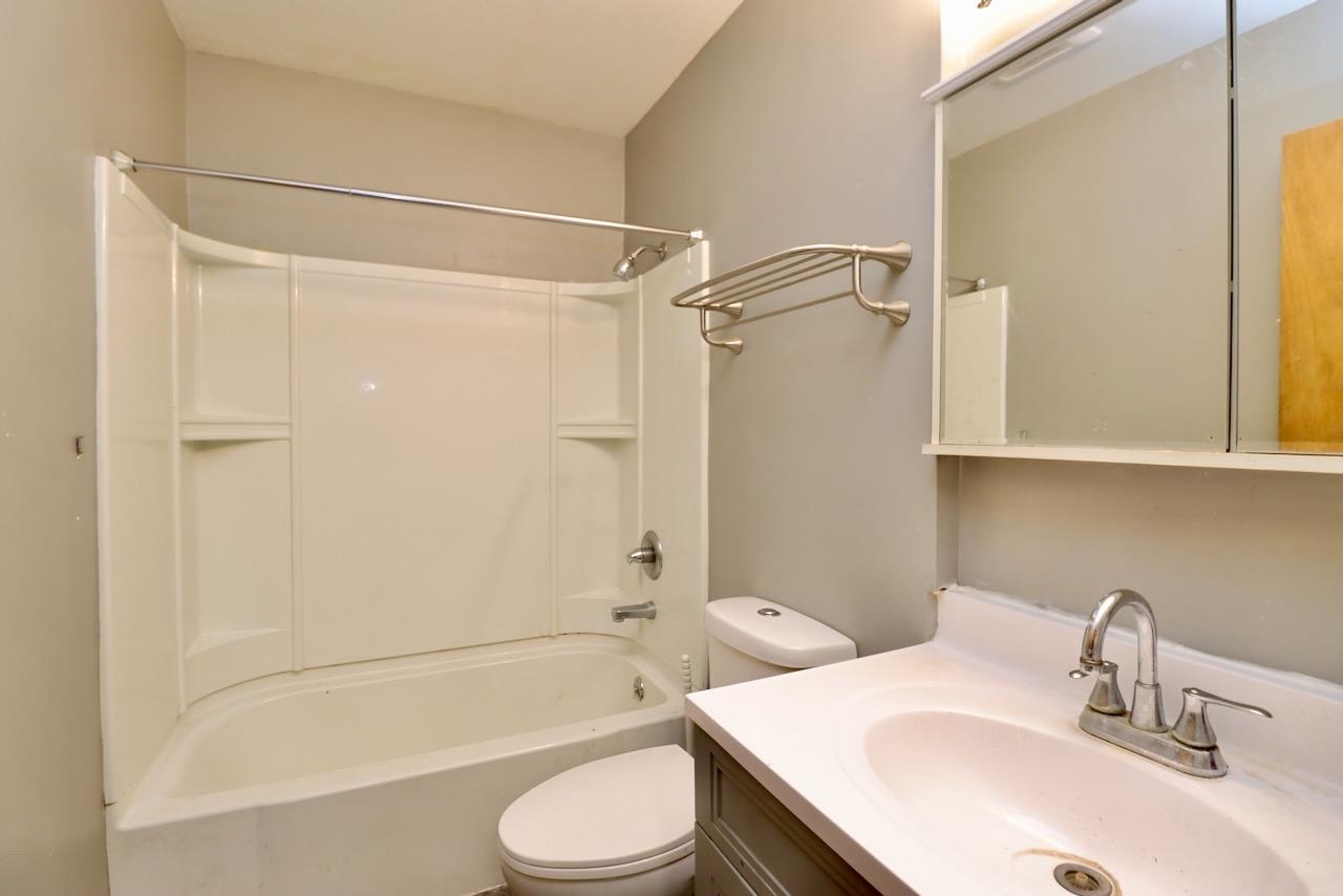 1331 Frederick Street Beloit, WI 53511 - Photo 12 of 19