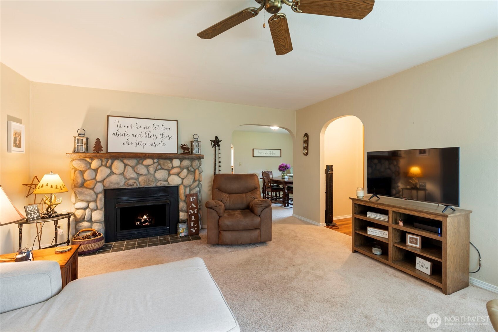 762 Southwest 18th Street Chehalis, WA 98532 - Photo 6 of 34