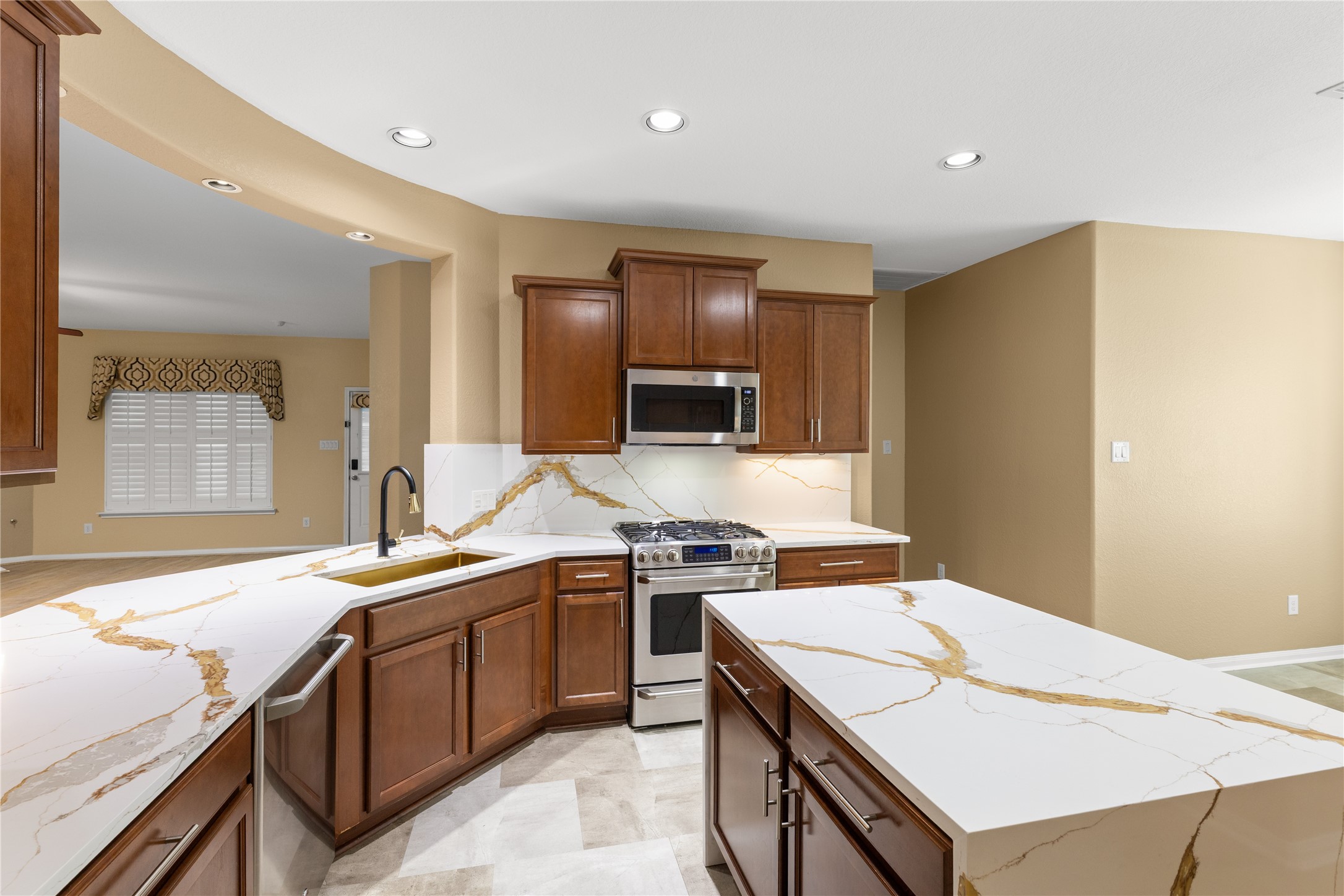 3317 Oak Dale Way Seabrook, TX 77586 - Photo 13 of 40