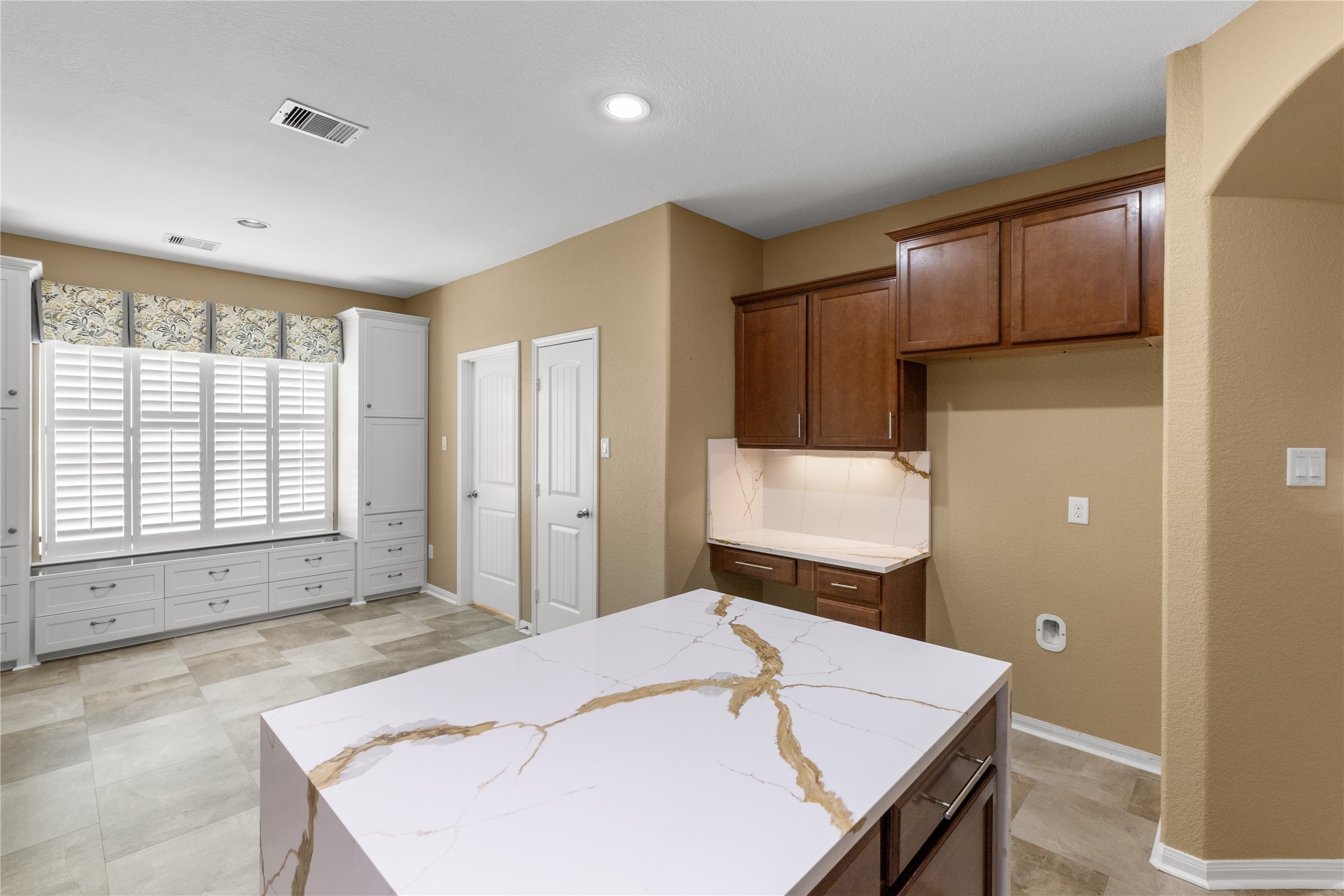 3317 Oak Dale Way Seabrook, TX 77586 - Photo 15 of 40