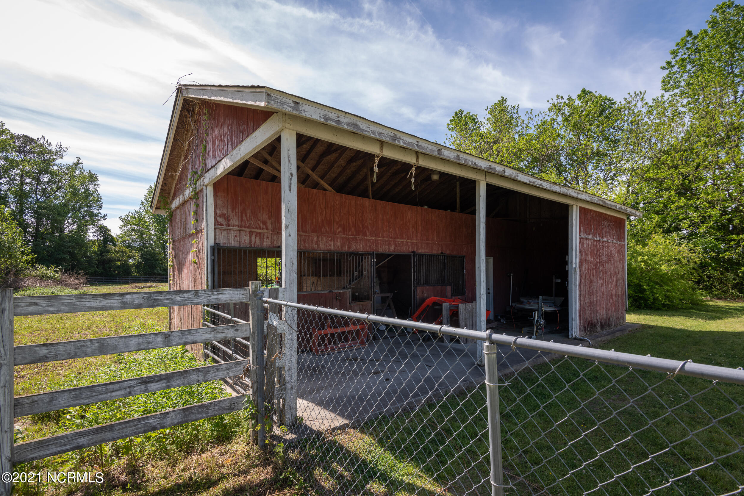 4354 Barrett Road Farmville, NC 27828 - Photo 11 of 50 4354_Barrett-21