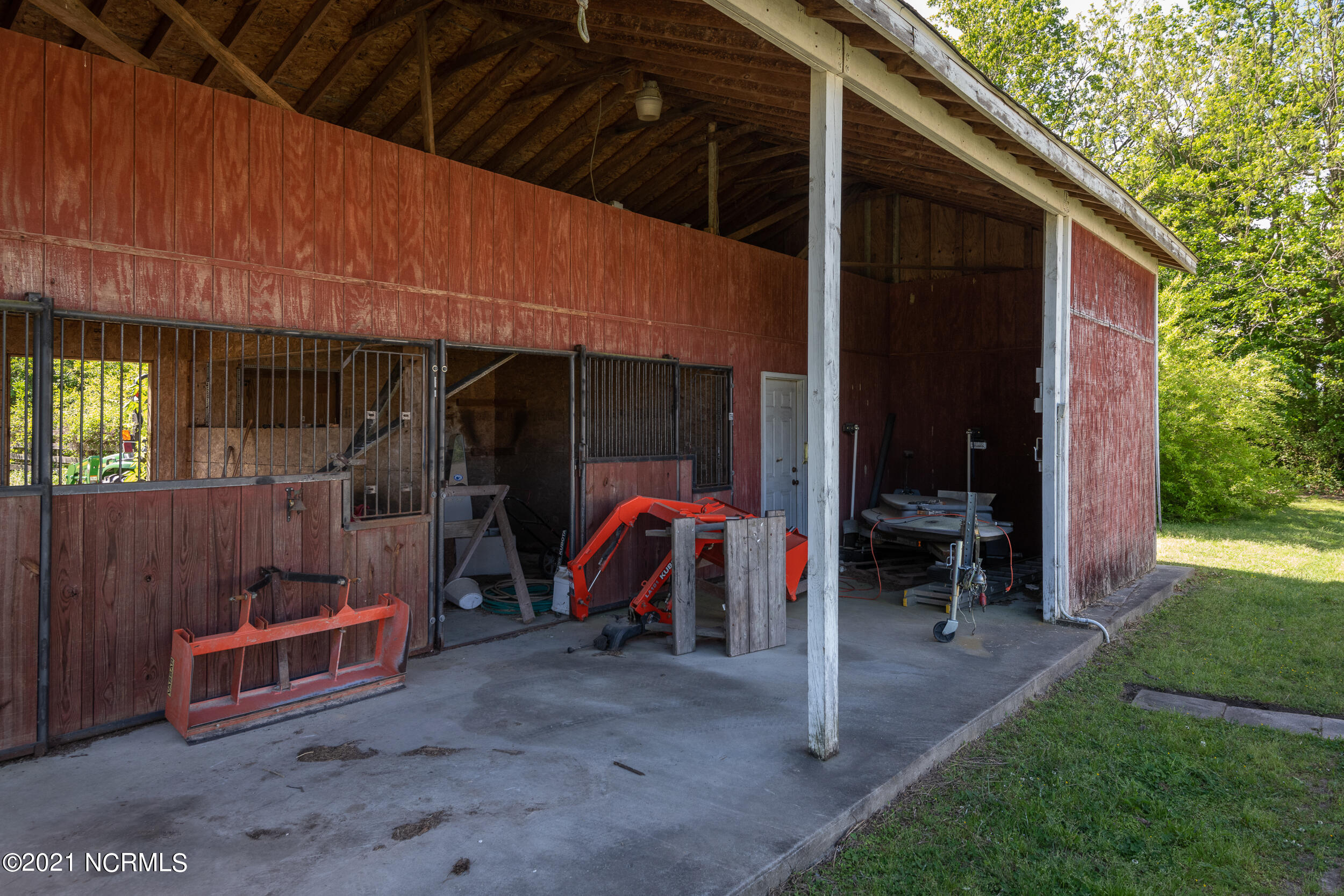 4354 Barrett Road Farmville, NC 27828 - Photo 12 of 50 4354_Barrett-22