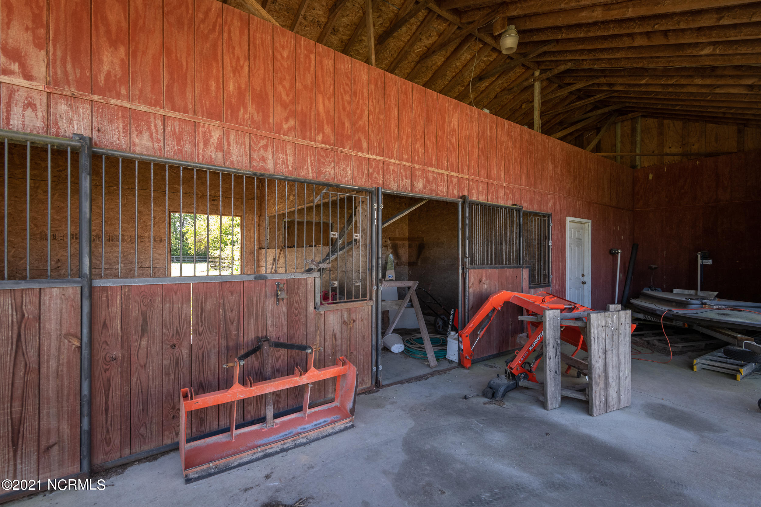 4354 Barrett Road Farmville, NC 27828 - Photo 13 of 50 4354_Barrett-24