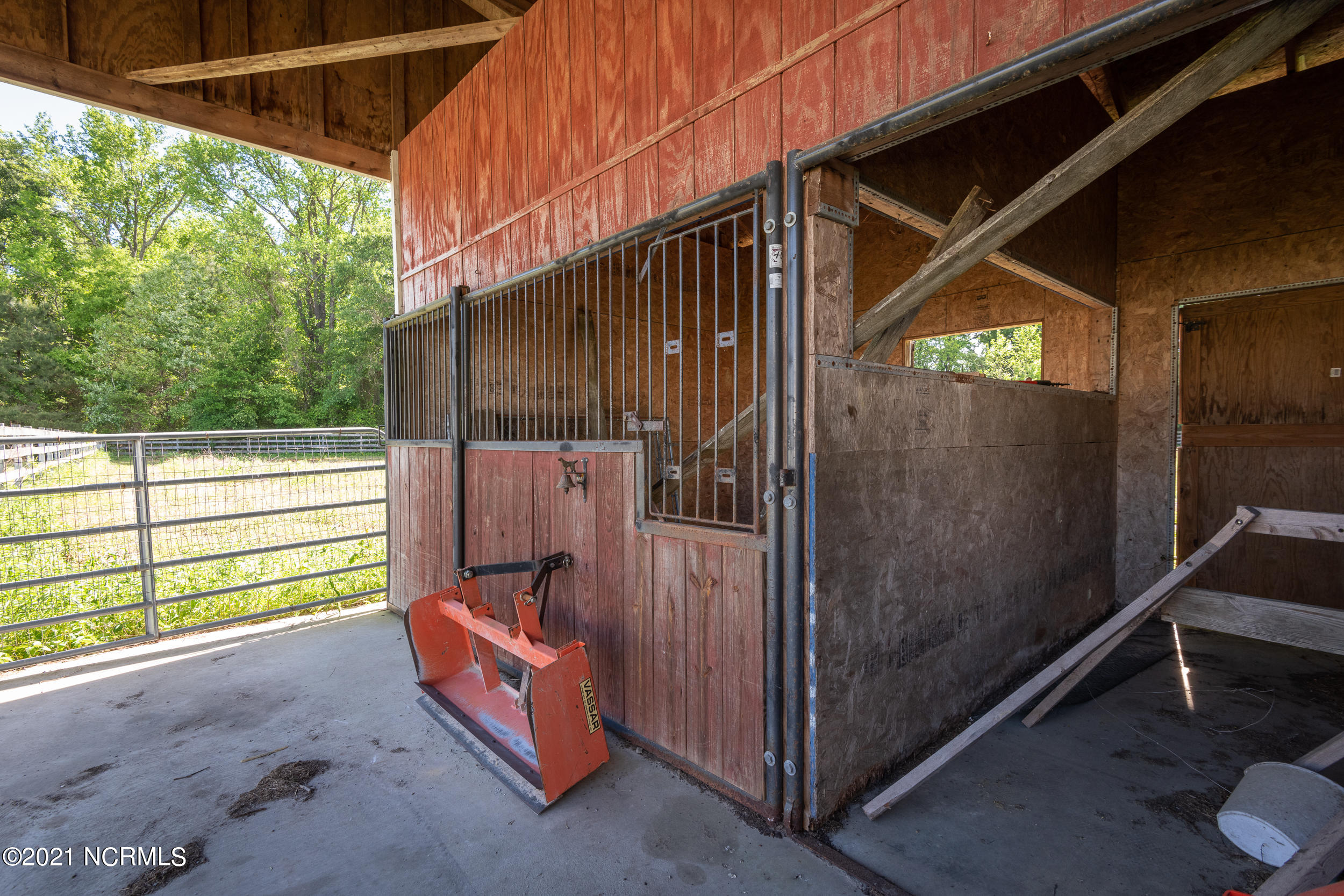 4354 Barrett Road Farmville, NC 27828 - Photo 14 of 50 4354_Barrett-25